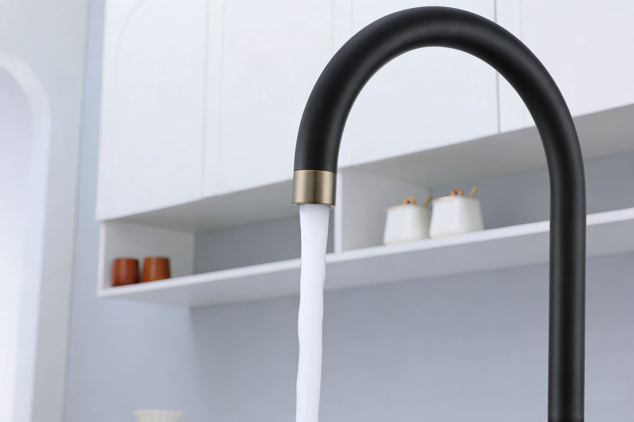 Fohen 4-in-1 Fervente - Matt Black with Patinated Brass Accents
