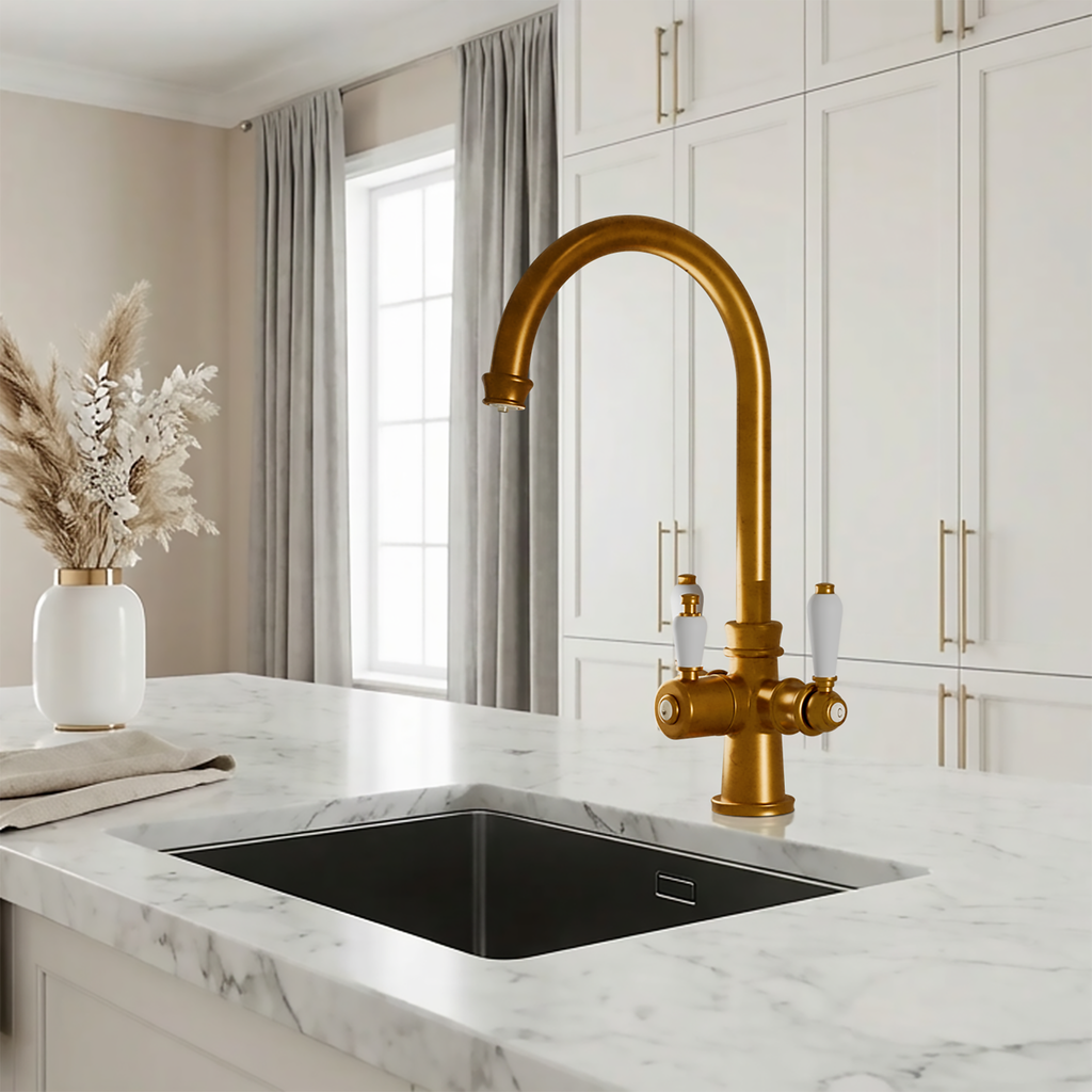 Hanström Holden Cruciform 3-in-1 Aged Brass