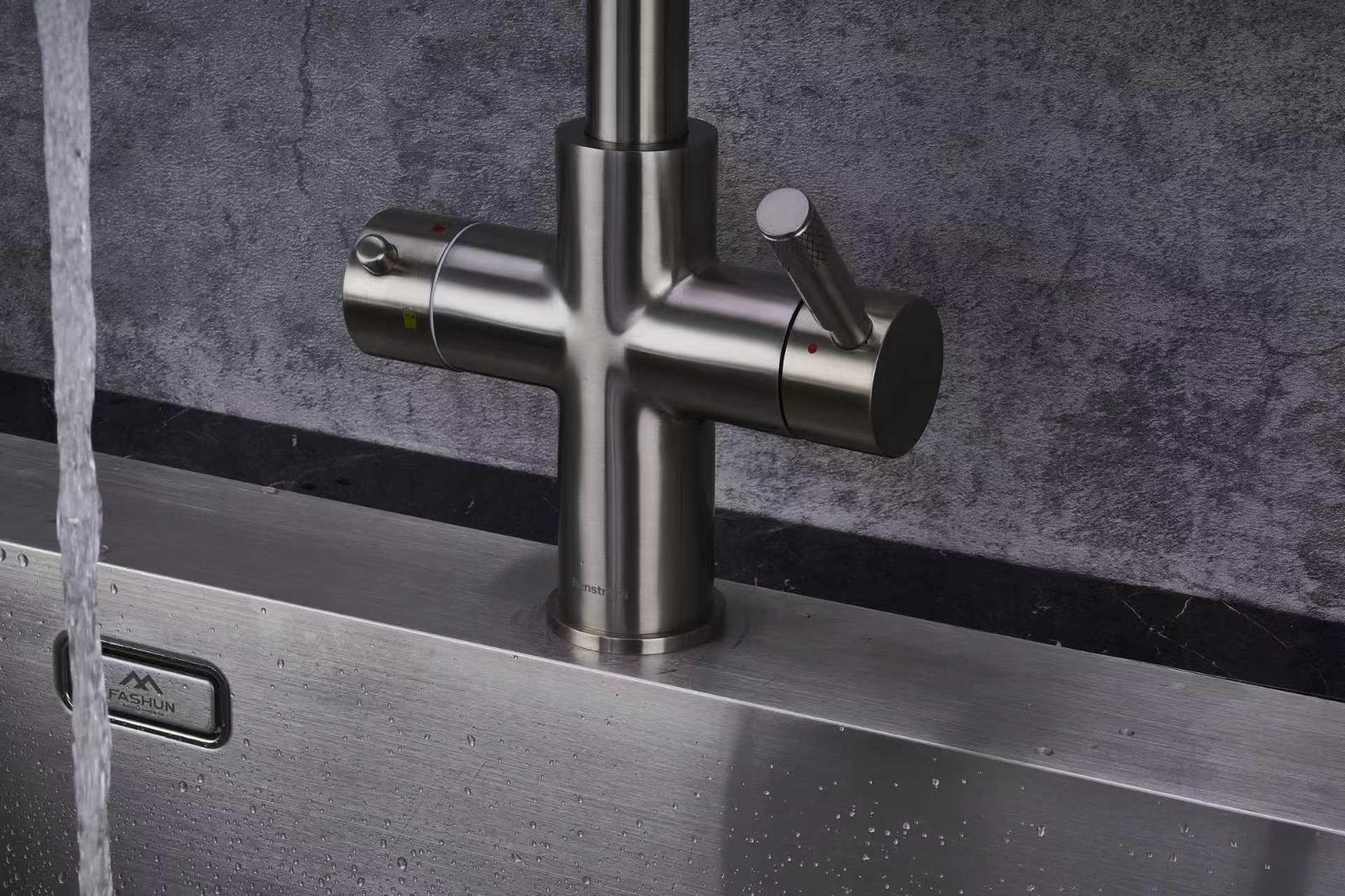 Hanström 4-in-1 Flex Pro Instant Boiling Water Tap - Brushed Nickel