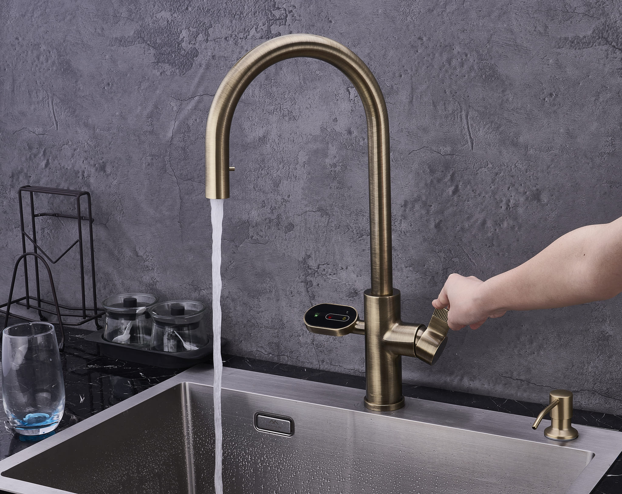 Hanström 4-in-1 Nexa Digital Pullout - Antique Brass
