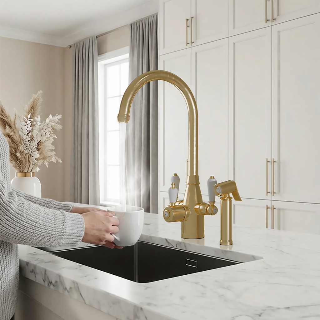 Hanström Tate 3-in-1 + Spray Brushed Brass